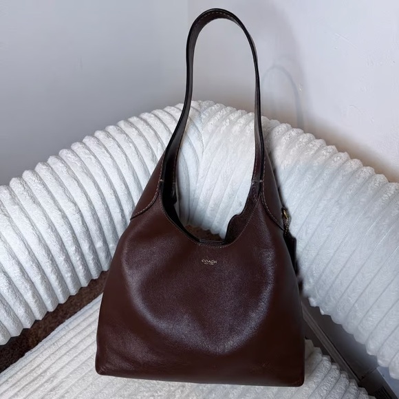 Coach Handbags - Coach Brooklyn 28 maple